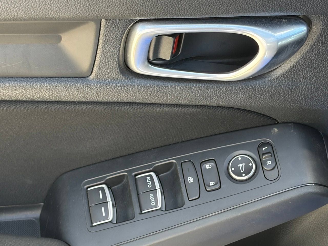 Used 2023 Honda Civic Sport image 7