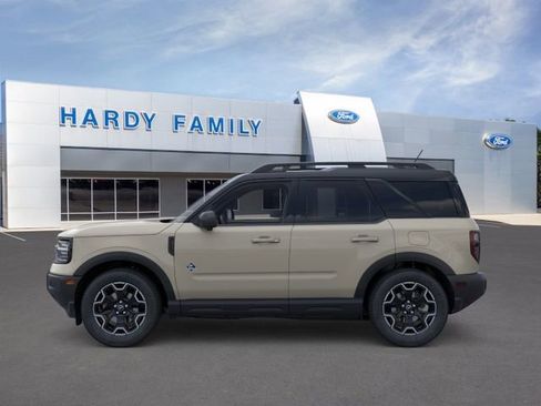New 2025 Ford Bronco Sport Outer Banks w/ Outer Banks Tech Package+ AWD/4WD image 3