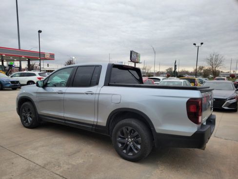 Used 2021 Honda Ridgeline Sport image 5
