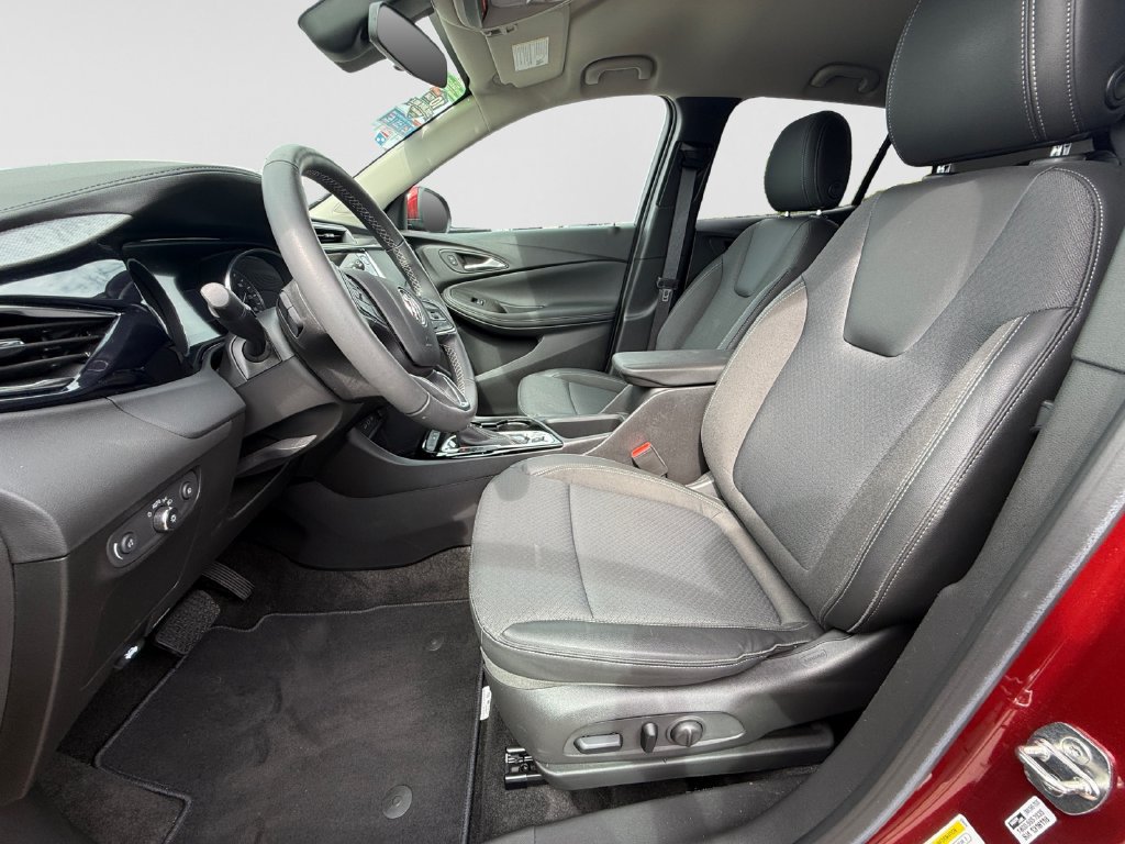 Used 2023 Buick Encore GX Select w/ Sport Touring Package FWD image 12