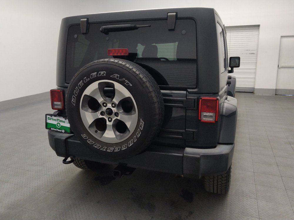 Used 2017 Jeep Wrangler Unlimited Sahara w/ Connectivity Group AWD/4WD image 7