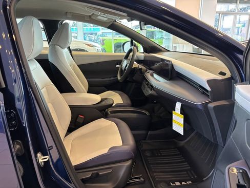 New 2026 Nissan Leaf SV+ w/ Illuminated Package image 22