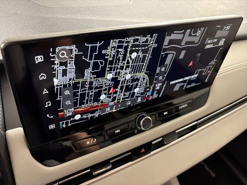 Used 2025 Mitsubishi Outlander SE AWD/4WD image 31