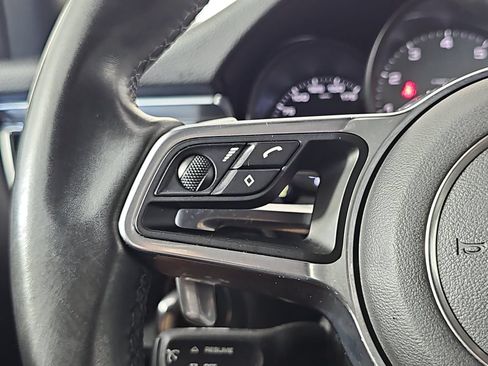 Used 2018 Porsche Macan S AWD/4WD image 17
