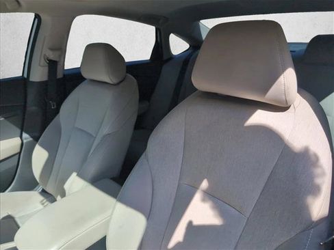 Used 2024 Honda Accord EX image 9