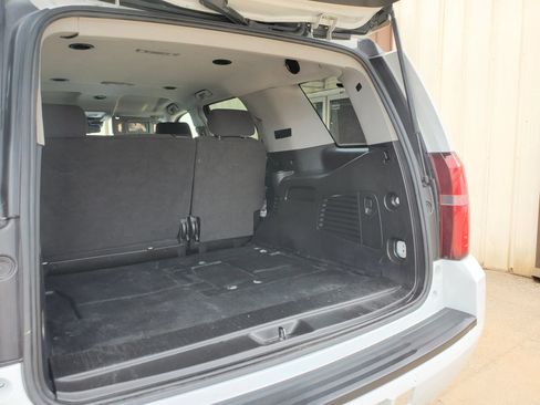 Used 2020 Chevrolet Tahoe 4WD w/ Enhanced Driver Alert Package image 42