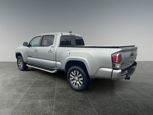 Used 2023 Toyota Tacoma Limited image 5