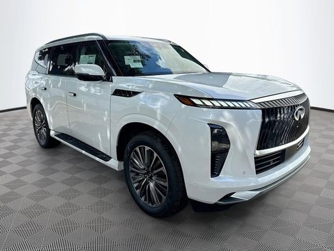 New 2026 INFINITI QX80 Luxe RWD image 3