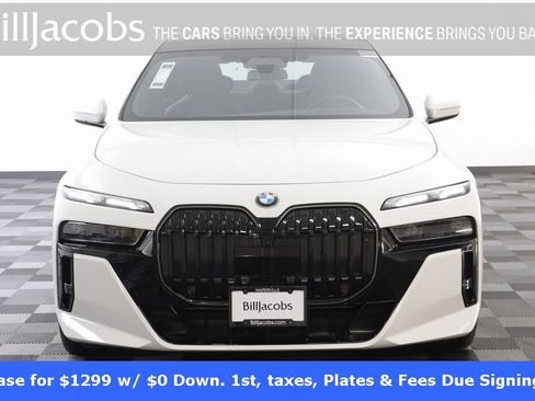 Certified 2025 BMW 760i xDrive w/ Executive Package image 25