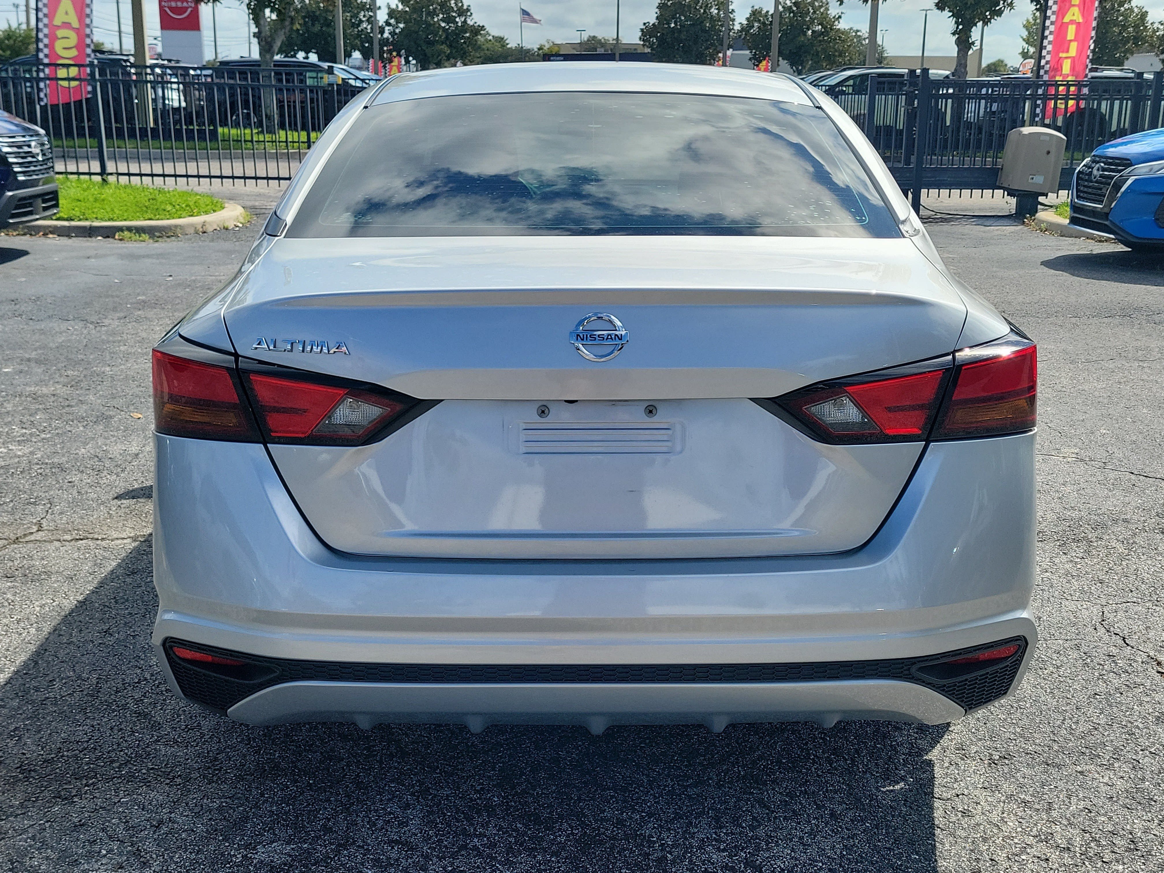 Certified 2021 Nissan Altima 2.5 S FWD image 6