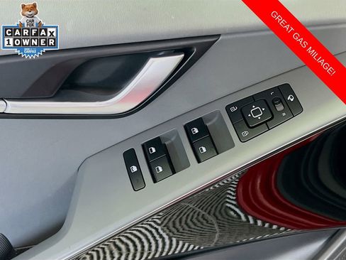 Certified 2023 Kia Niro EX Touring FWD image 19