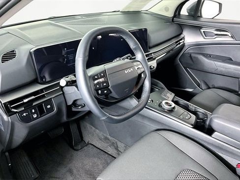 Certified 2026 Kia Sportage LX image 17