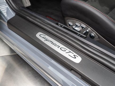 Used 2024 Porsche 718 Cayman GTS RWD image 30