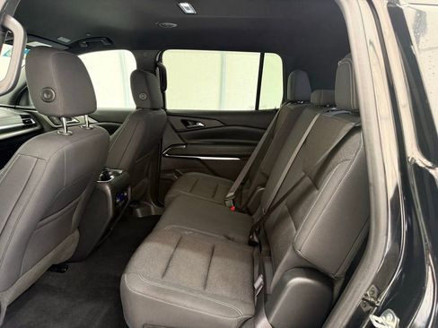Used 2024 Chevrolet Traverse LS FWD image 20