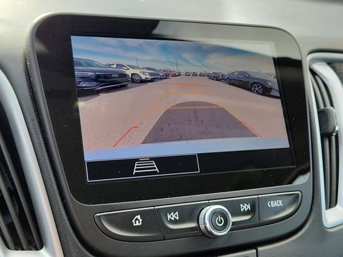 Used 2024 Chevrolet Malibu LT image 12