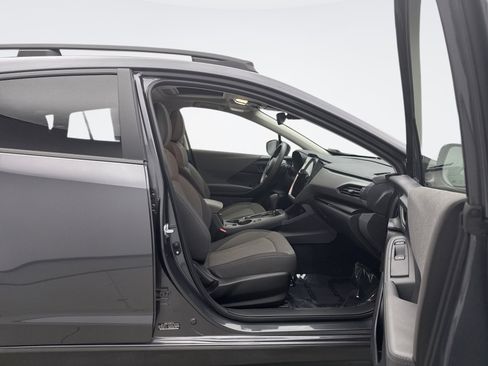 Used 2025 Subaru Crosstrek 2.0i Premium image 16