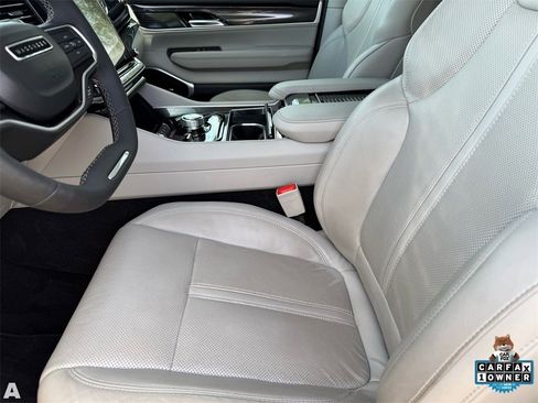 Used 2022 Jeep Wagoneer Series I image 12