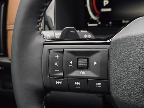 New 2026 Nissan Pathfinder Platinum FWD image 26