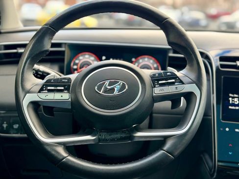 Used 2024 Hyundai Tucson Limited image 15