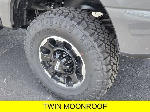 New 2026 Ford F250 Platinum w/ Tremor Off-Road Package AWD/4WD image 8
