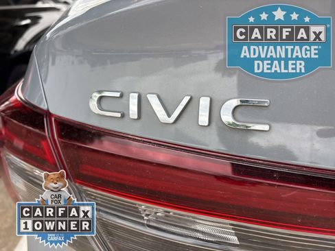 Used 2025 Honda Civic Sport image 10