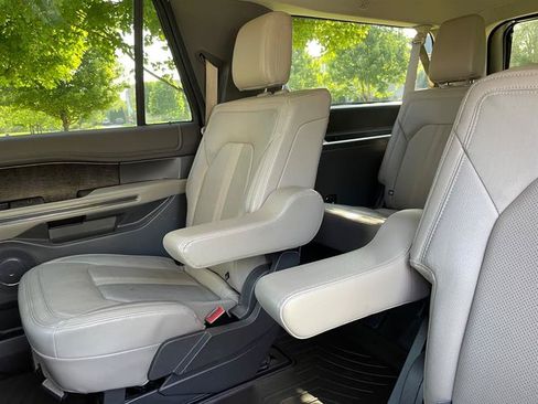 Used 2018 Ford Expedition Max Limited AWD/4WD image 41