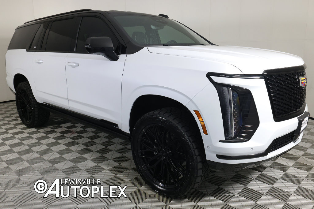Used 2026 Cadillac Escalade ESV Sport w/ Touring Package AWD/4WD image 3