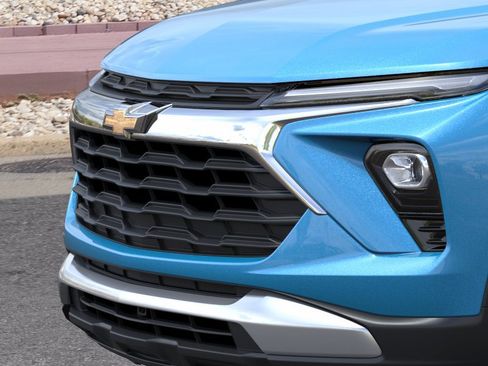 New 2026 Chevrolet TrailBlazer LT FWD image 13