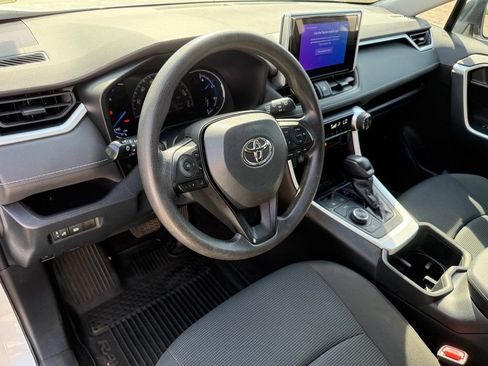 Certified 2023 Toyota RAV4 LE AWD/4WD image 12