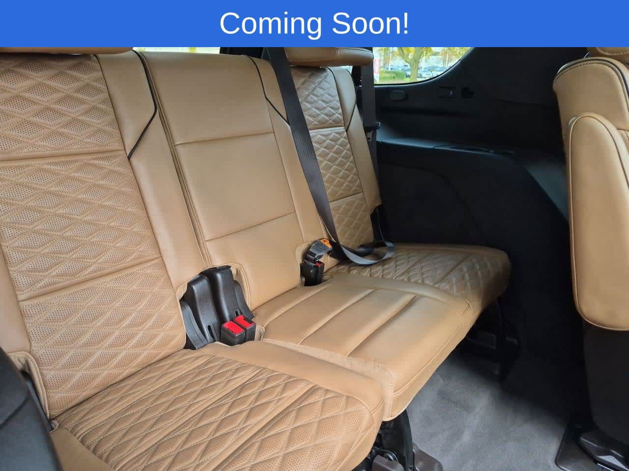 Used 2022 Cadillac Escalade Premium Luxury w/ Performance Package AWD/4WD image 23