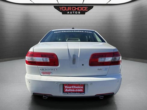 Used 2009 Lincoln MKZ image 4