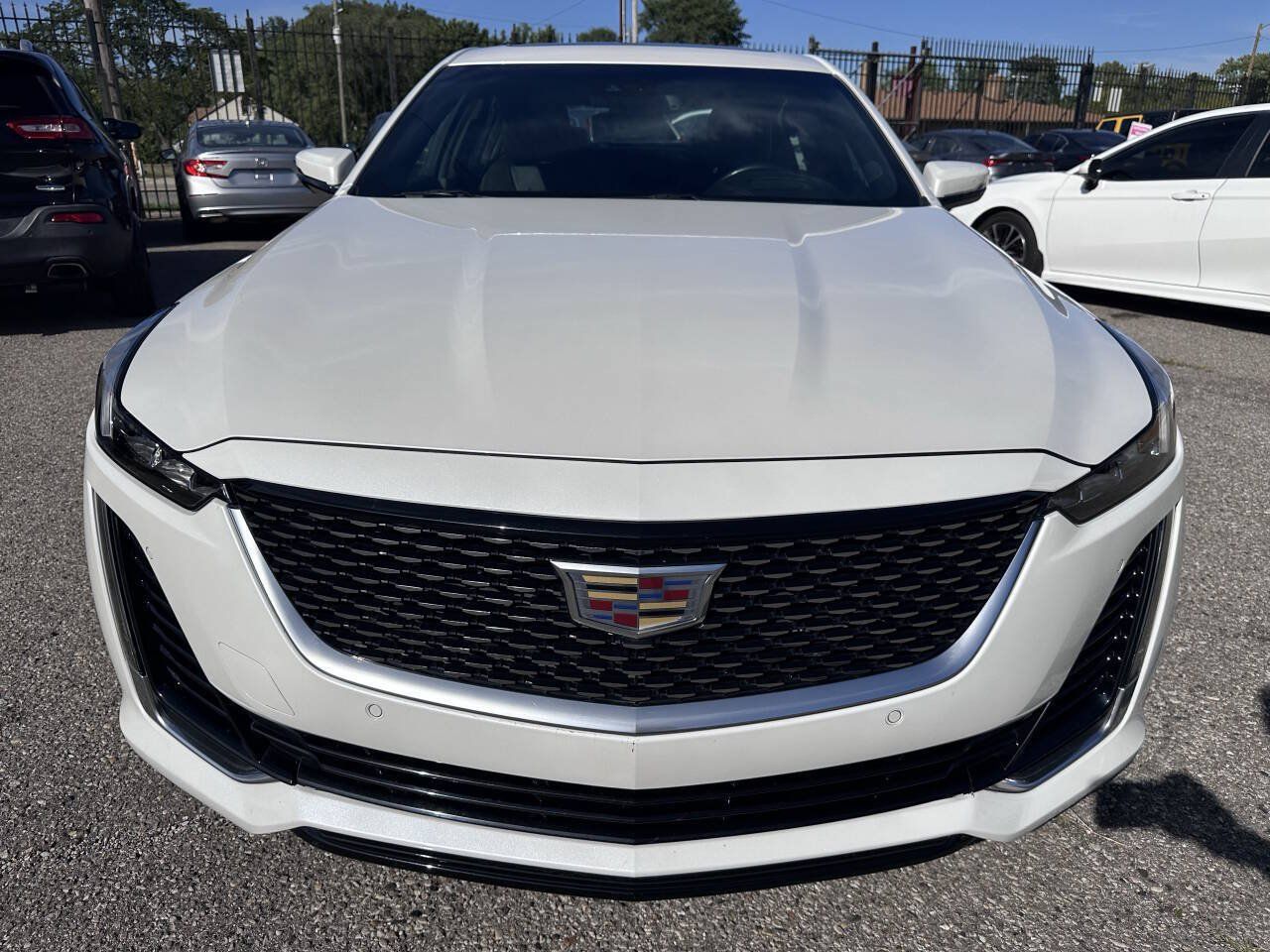 Used 2023 Cadillac CT5 Luxury AWD/4WD image 2