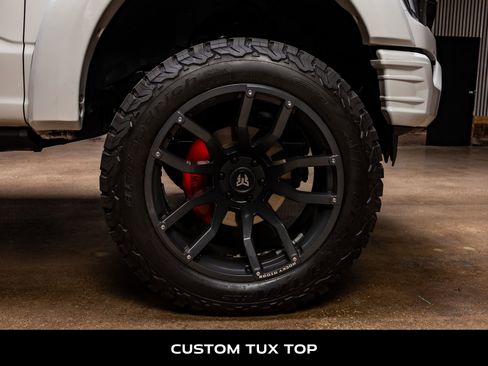 Used 2022 Ford F150 XLT w/ Equipment Group 302A High image 11