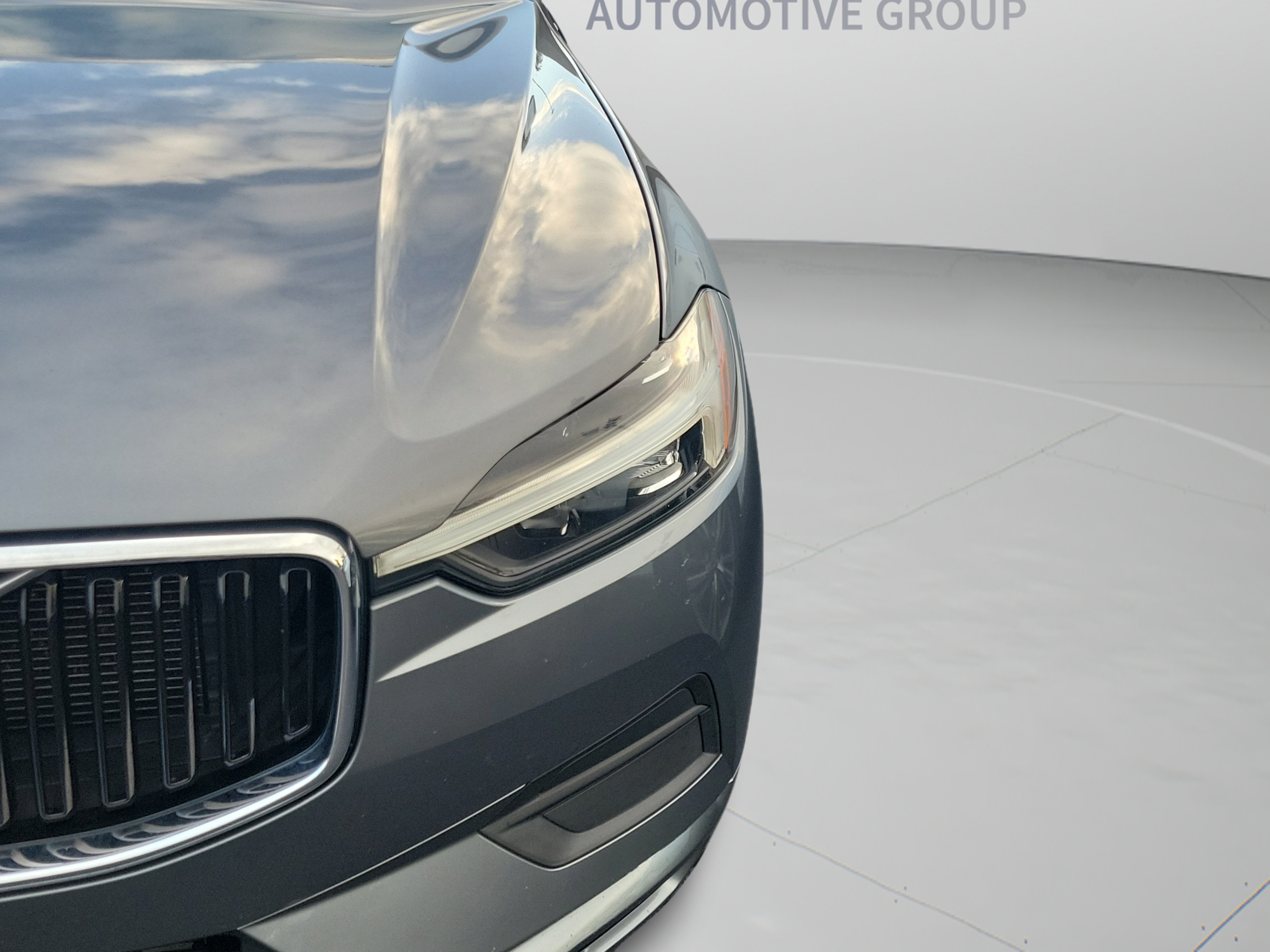 Used 2021 Volvo XC60 T6 Momentum w/ Climate Package AWD/4WD image 12