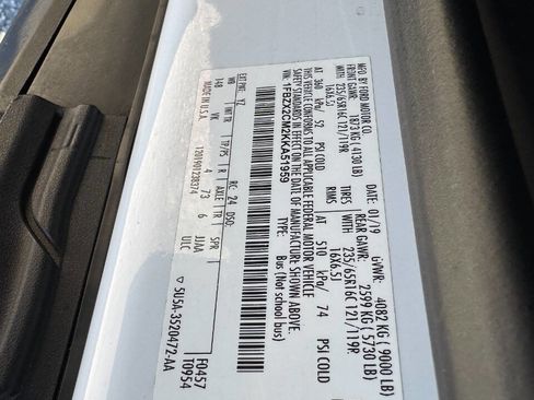 Used 2019 Ford Transit 350 XL image 50