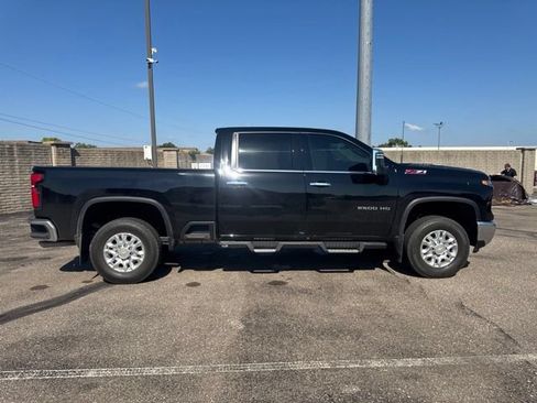 Used 2024 Chevrolet Silverado 2500 LTZ w/ LTZ Convenience Package AWD/4WD image 8
