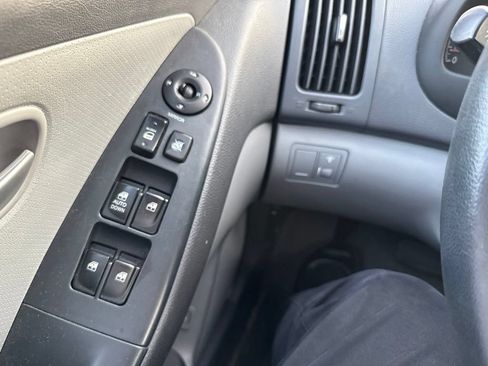 Used 2008 Hyundai Elantra SE FWD image 21