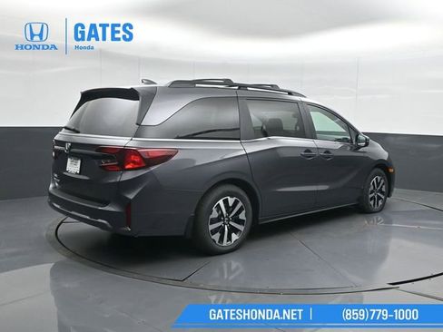 New 2026 Honda Odyssey EX-L image 2