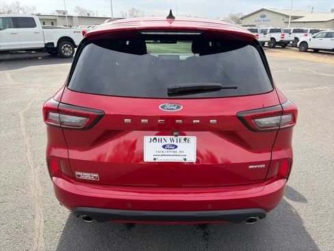 Used 2024 Ford Escape ST-Line Elite w/ Premium Technology Package AWD/4WD image 4