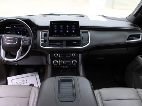 Used 2021 GMC Yukon XL SLT w/ SLT Premium Package AWD/4WD image 27