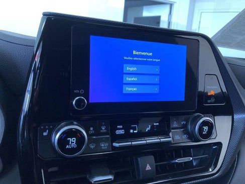 Certified 2025 Toyota Highlander XSE AWD/4WD image 28