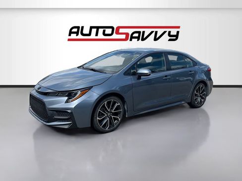 Used 2022 Toyota Corolla SE FWD image 3