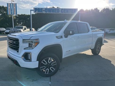 Used 2020 GMC Sierra 1500 AT4 w/ AT4 Premium Package AWD/4WD image 2