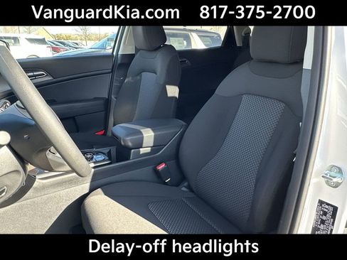Certified 2025 Kia Sportage LX image 15