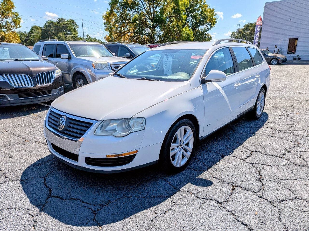 Used 2008 Volkswagen Passat 2.0T FWD image 4
