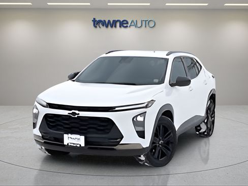 Used 2024 Chevrolet Trax ACTIV w/ Driver Confidence Package FWD image 9