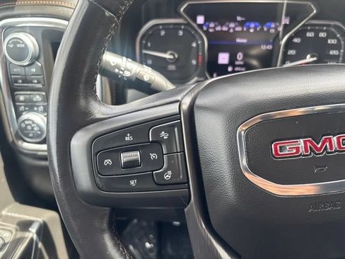 Used 2020 GMC Sierra 3500 AT4 w/ AT4 Premium Package AWD/4WD image 17