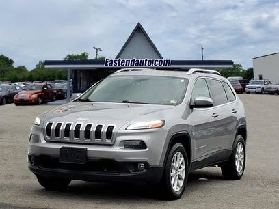Used 2017 Jeep Cherokee Latitude w/ Comfort/Convenience Group