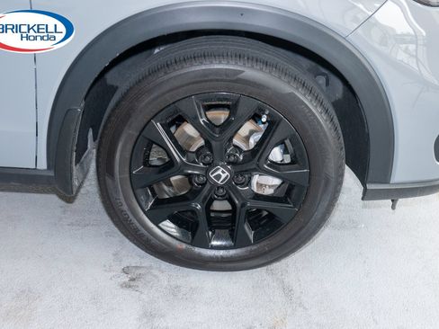Certified 2025 Honda HR-V Sport image 37
