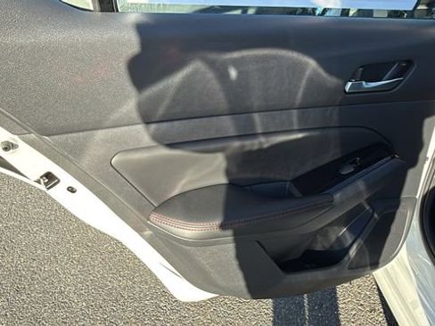 New 2025 Nissan Altima 2.5 SR image 13